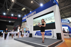 2017渝洽會(huì):華碩展臺(tái)再現(xiàn)科技硬實(shí)力